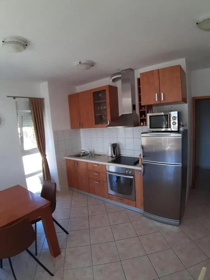Apartments Mavarcica