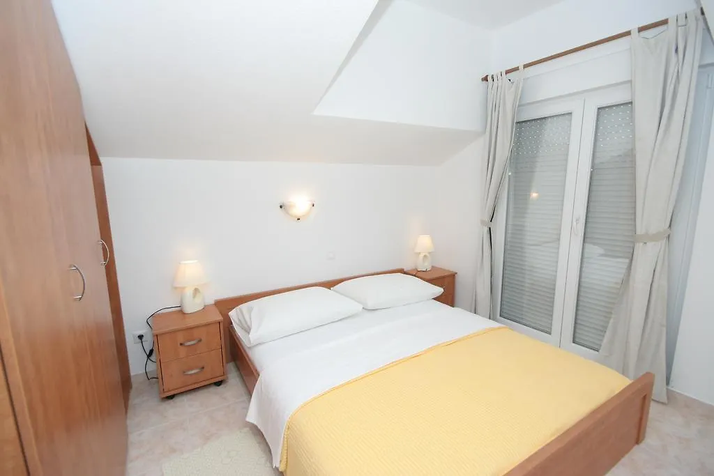 Apartments Mavarcica Trogir